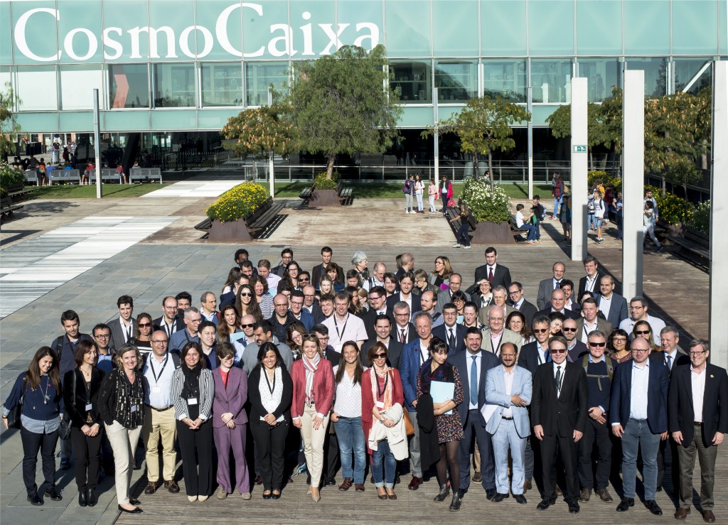Grupal_IaaLifeColloquium0818a(1)