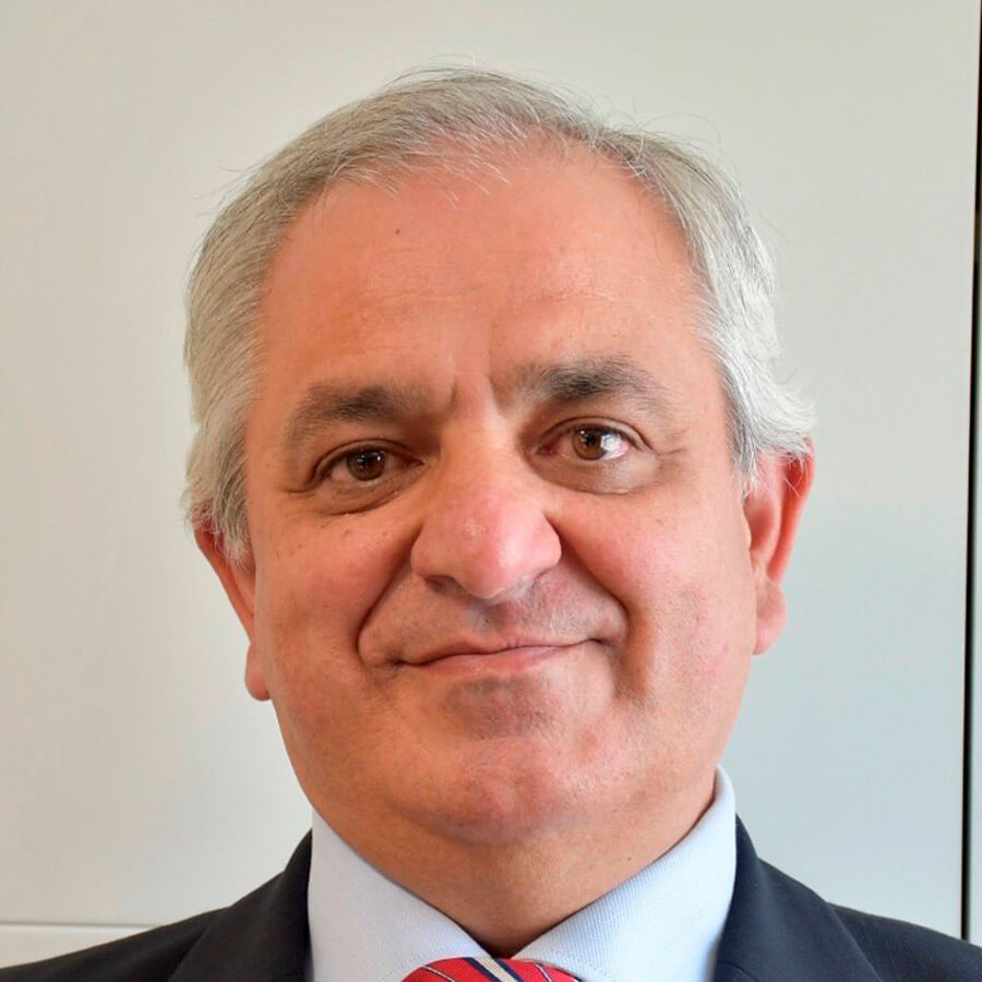 Pedro Herrera, Nacional de Reaseguros