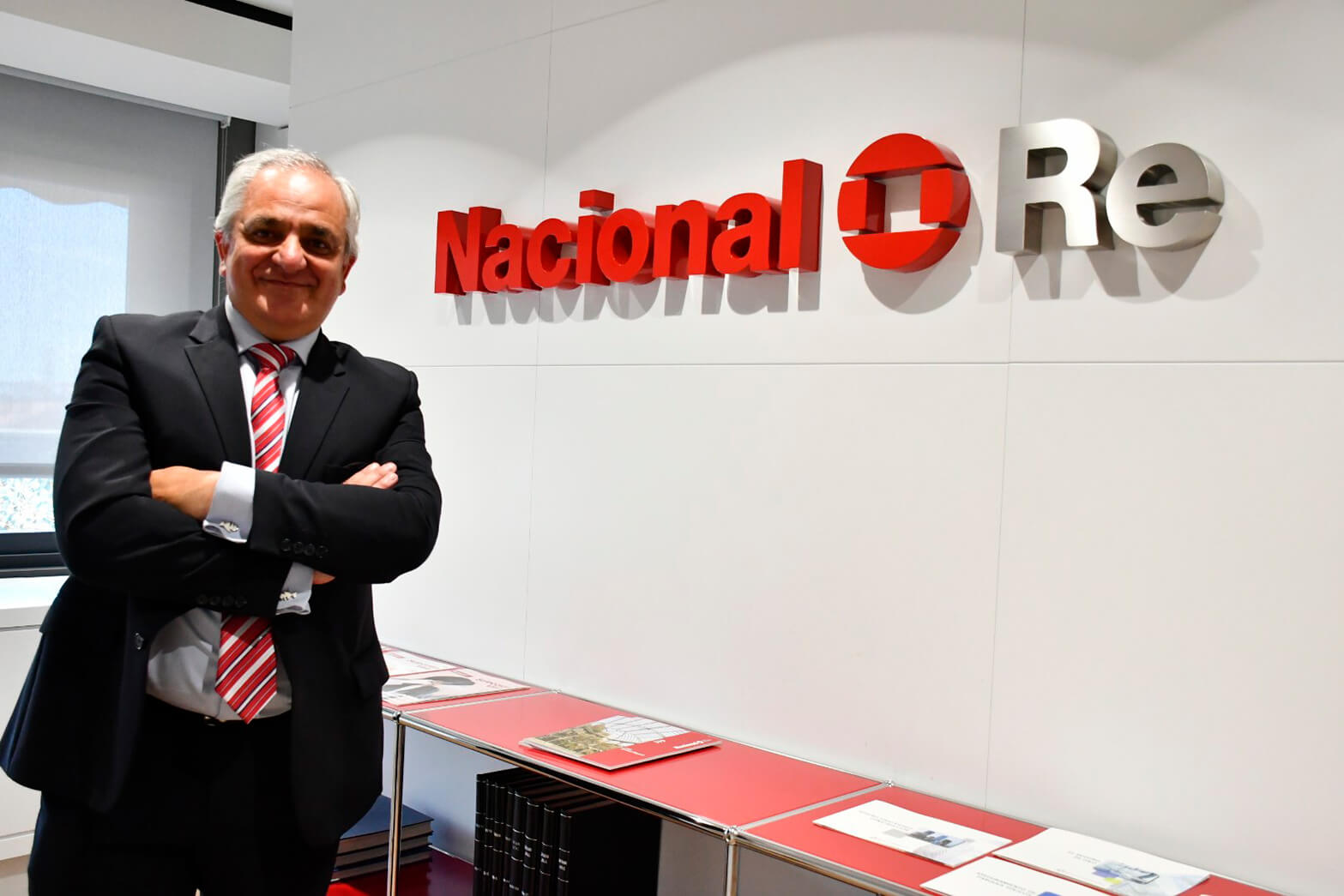 Pedro Herrera, Nacional de Reaseguros